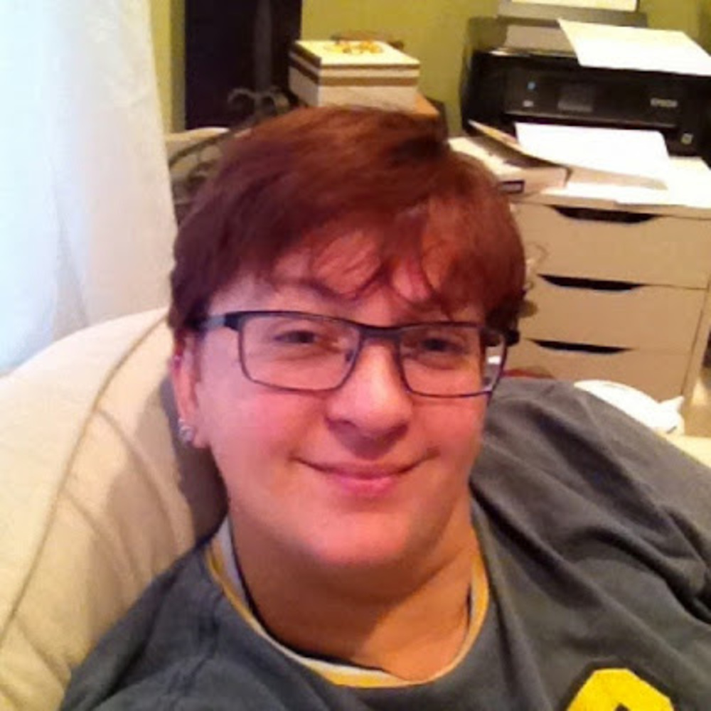 Meet your Posher, Laura